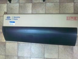 877212E010 HYUNDAI Moldura de la puerta delantera izquierda original y equivalente