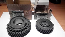 7700858307 RENAULT Piñón dentado, 5a marcha original y equivalente