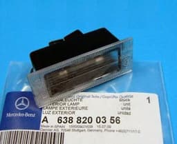 A6388200356 MERCEDES Piloto de matrícula original y equivalente