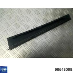 96548098 GM Moldura de puerta delantera izquierda vertical original y equivalente