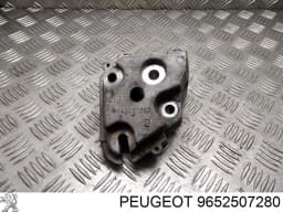 9652507280 PEUGEOT Kit de soportes/fijaciones del parachoques delantero original y equivalente