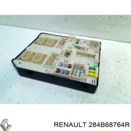 284B68764R RENAULT Caja de fusibles original y equivalente