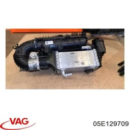 05E129709 VAG Colector de admisión original y equivalente