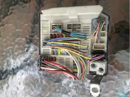 8200455424 RENAULT Caja de fusibles original y equivalente