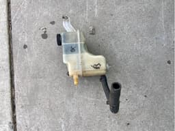 1648026030 TOYOTA Vaso de expansión original y equivalente