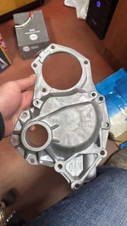 T110417 FORD Tapa de bomba de aceite original y equivalente