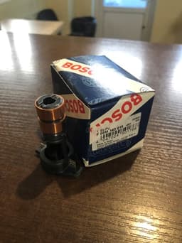 F00M143019 BOSCH Colector de rotor de generador original y equivalente