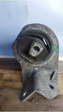 KKB102360 LAND ROVER Soporte motor izquierdo original y equivalente