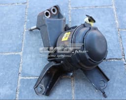 123050J032 TOYOTA Soporte de motor derecho original y equivalente