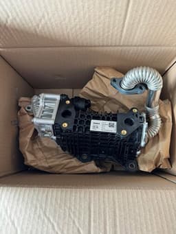 9813050280 PEUGEOT Enfriador de recirculación de gases de escape EGR original y equivalente