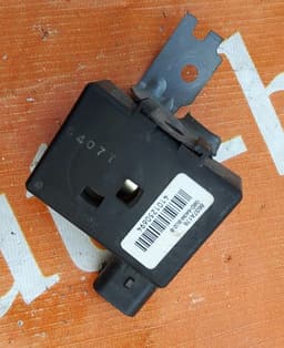 8637A176 MITSUBISHI Modulo De Control Del Inmobilizador original y equivalente