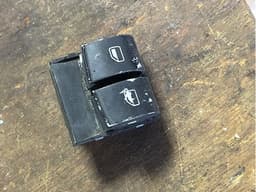 8Z0959851E5PR VAG Interruptor de elevalunas delantera izquierda original y equivalente