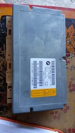 65776975686 BMW Módulo de control de airbag original y equivalente