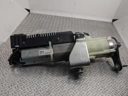 4L0898851 VAG Motor de apertura/cierre del cierre del maletero (puerta trasera 3/5) original y equivalente