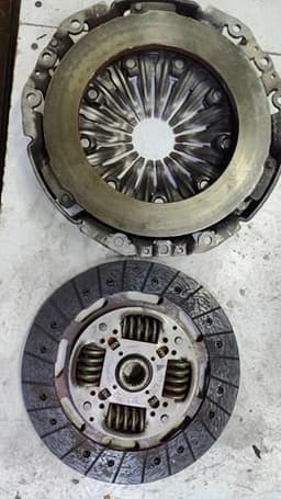 8200828444 RENAULT Plato de presión de embrague original y equivalente