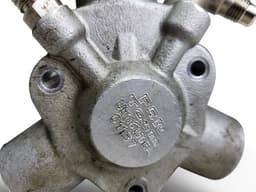 24465785 OPEL Bomba inyectora original y equivalente