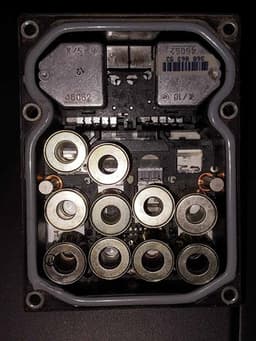0265900001 BMW Módulo de control ABS original y equivalente