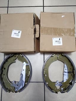 1671902880 PEUGEOT Zapatas de frenos de tambor traseras original y equivalente