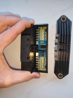 2205450332 MERCEDES Relé de los calentadores original y equivalente