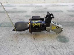487006886R RENAULT Bombín de arranque original y equivalente