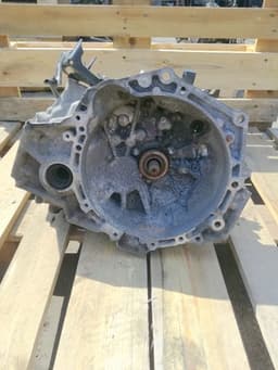3311105041 TOYOTA Carcasa de caja de cambios original y equivalente