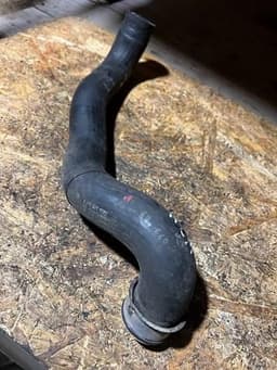 A2115011182 MERCEDES Tubería de radiador arriba original y equivalente