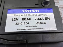 32401204 VOLVO Batería original y equivalente