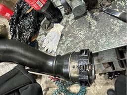 144608527R RENAULT Tubo flexible de aire de sobrealimentación izquierdo original y equivalente