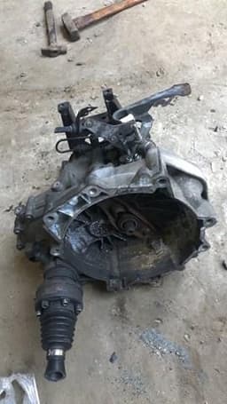 02T301103T VAG Carcasa de caja de cambios original y equivalente