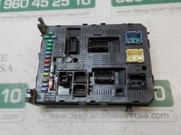 6500Z1 PEUGEOT Caja de fusibles original y equivalente