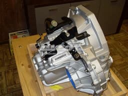 7701478260 RENAULT Caja de cambios original y equivalente
