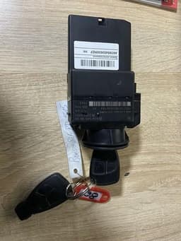 A6395450608 MERCEDES Bombín de arranque original y equivalente
