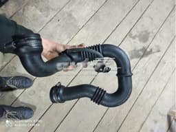 8200470985 RENAULT Tubo flexible de aire de sobrealimentación derecho original y equivalente