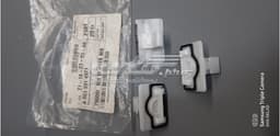 A0019914971 MERCEDES Clip de sujeción de moldura de estribo original y equivalente