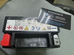 A000982960864 MERCEDES Batería original y equivalente