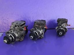 0470004008 BOSCH Bomba inyectora original y equivalente
