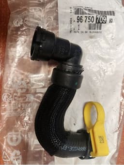 9675070980 PEUGEOT Manguera (tubo) para enfriar el intercambiador de calor de aceite, línea de retorno original y equivalente