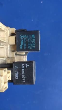 MR252921 MITSUBISHI Relé de intermitentes original y equivalente