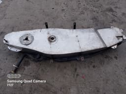 1700A927 MITSUBISHI Depósito de gasolina original y equivalente